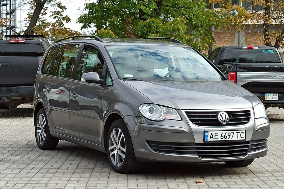 Продам Volkswagen Touran 2009 года в Днепре