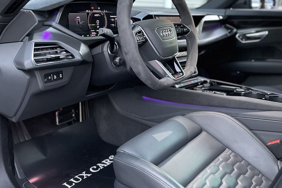Продам Audi E-Tron RS GT 2021 года в Киеве