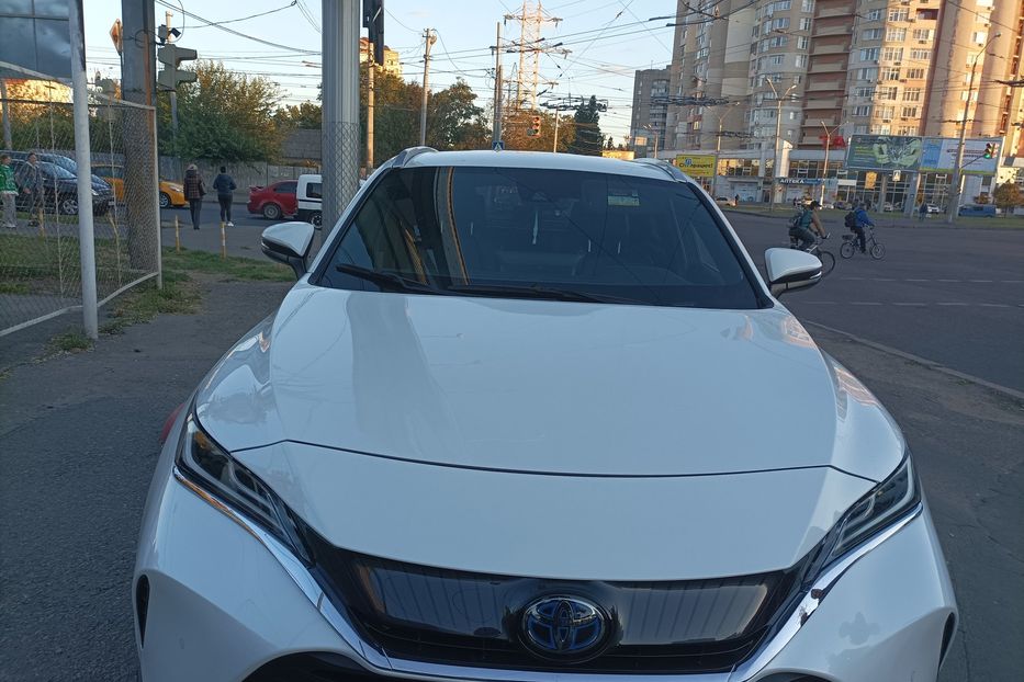 Продам Toyota Venza xle 2021 года в Одессе