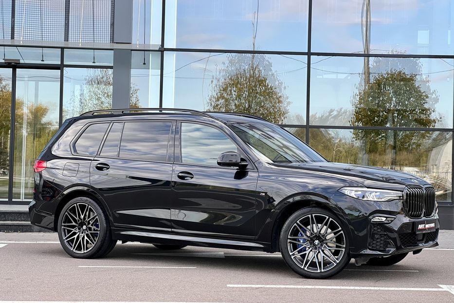 Продам BMW X7 M50I 2020 года в Киеве