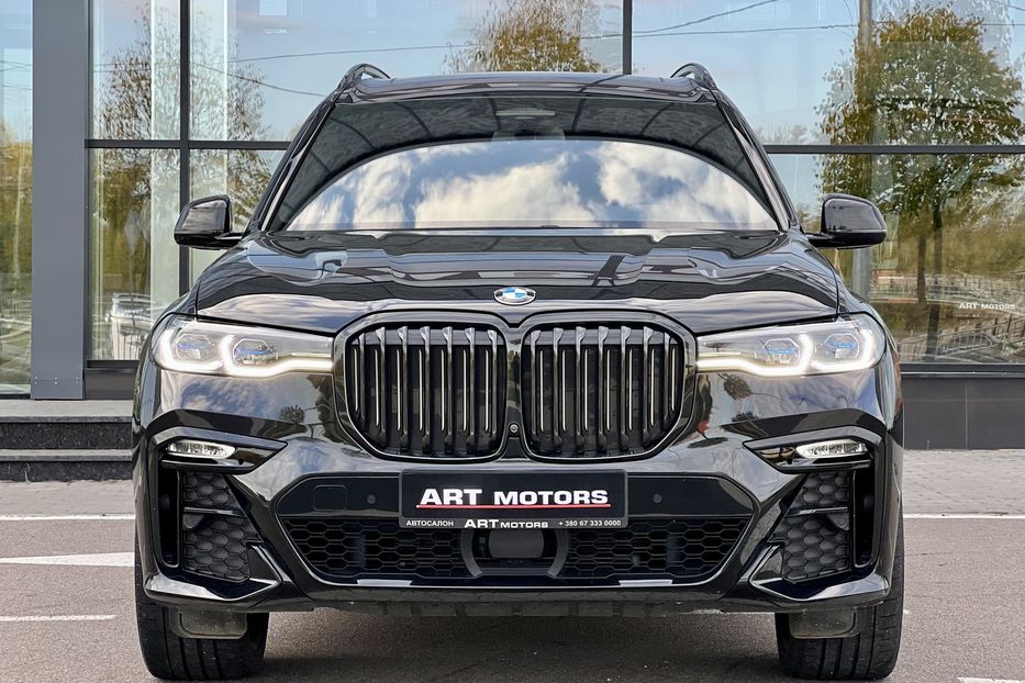 Продам BMW X7 M50I 2020 года в Киеве