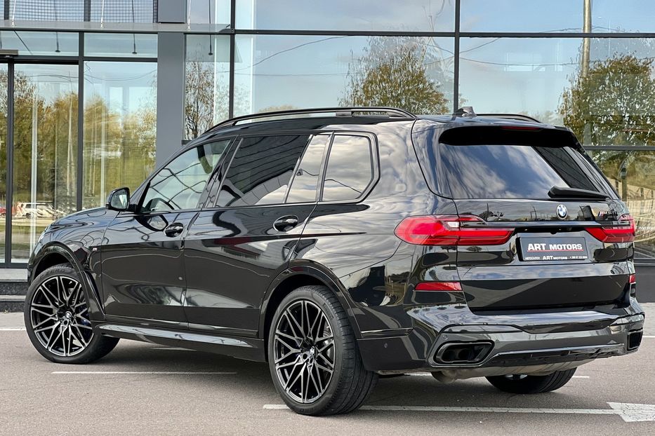 Продам BMW X7 M50I 2020 года в Киеве