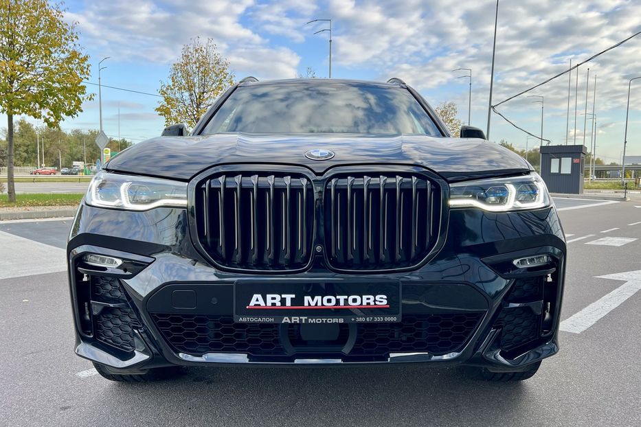 Продам BMW X7 M50I 2020 года в Киеве