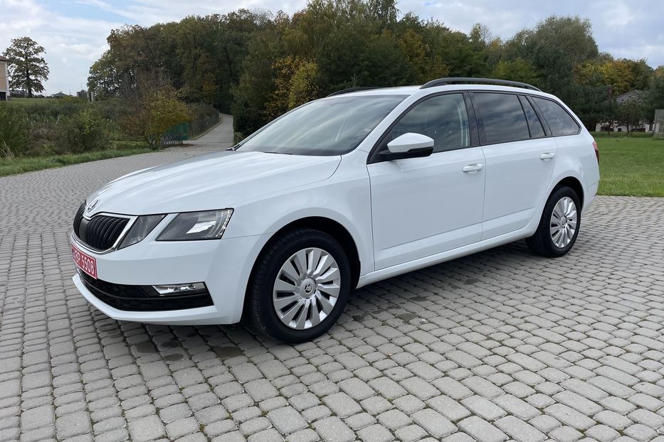 Продам Skoda Octavia A7 Fl 2017 года в Львове