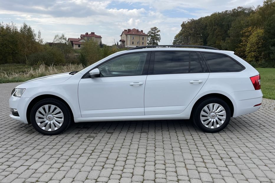 Продам Skoda Octavia A7 Fl 2017 года в Львове