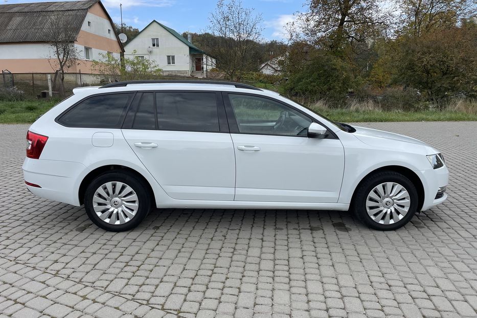 Продам Skoda Octavia A7 Fl 2017 года в Львове