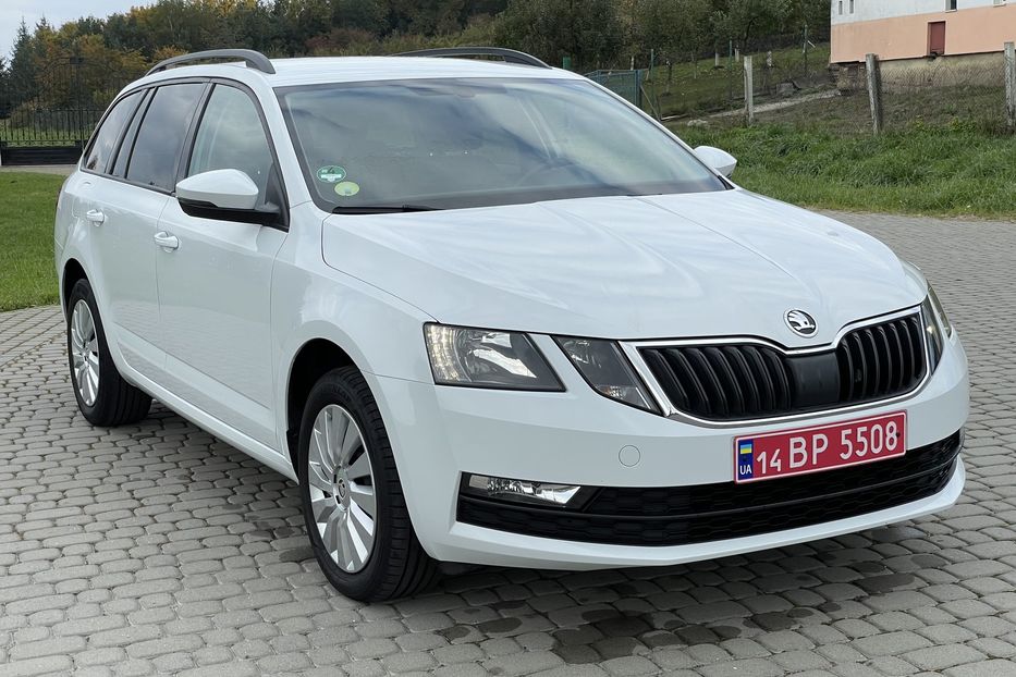 Продам Skoda Octavia A7 Fl 2017 года в Львове