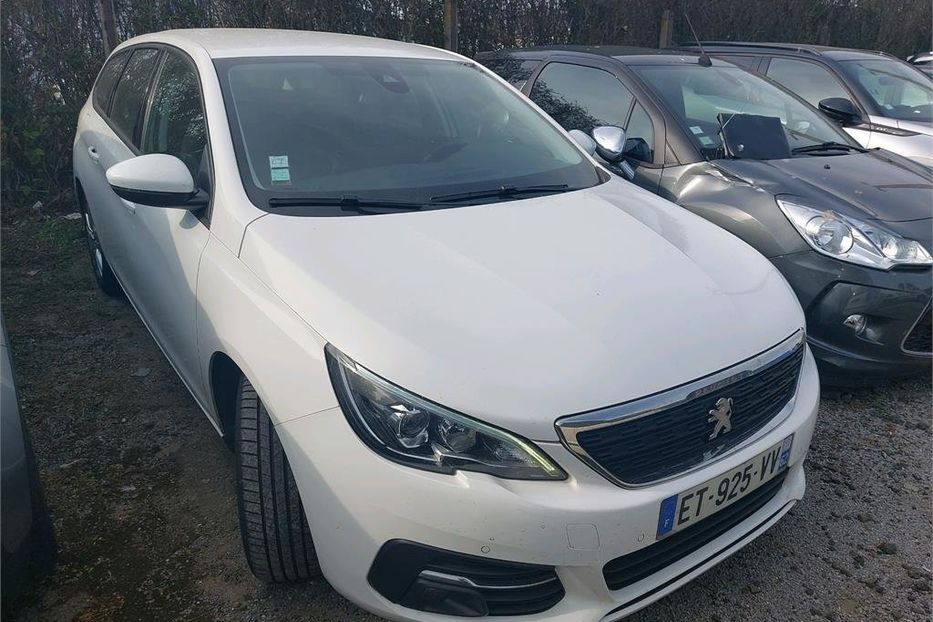 Продам Peugeot 308 Business 2018 года в Ровно