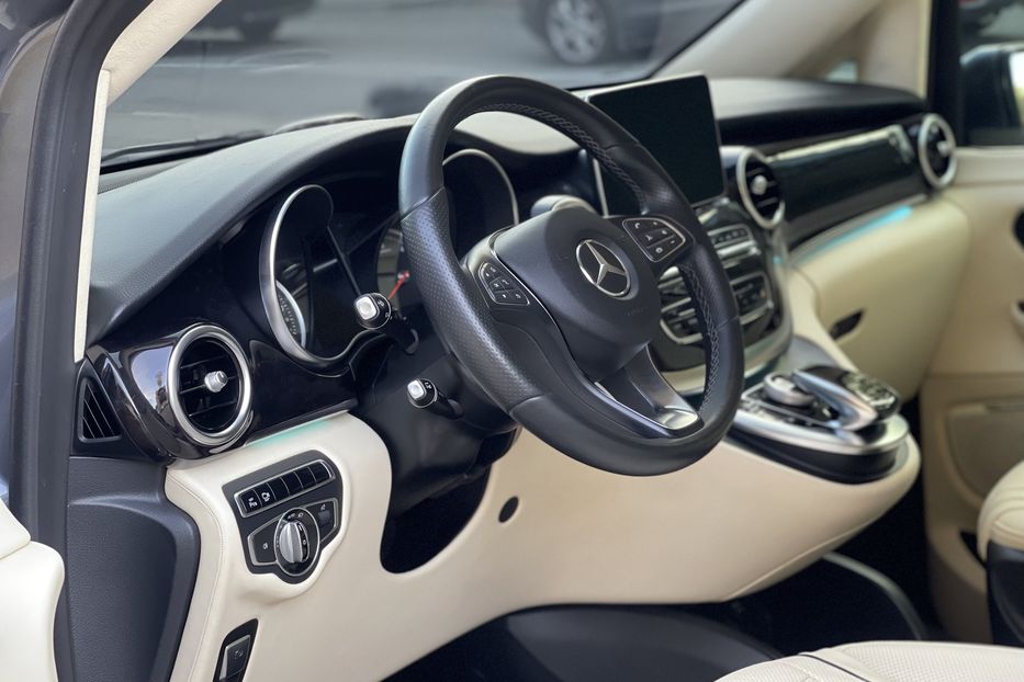 Продам Mercedes-Benz V-Class 250 VIP Edition Extra Long  2016 года в Киеве