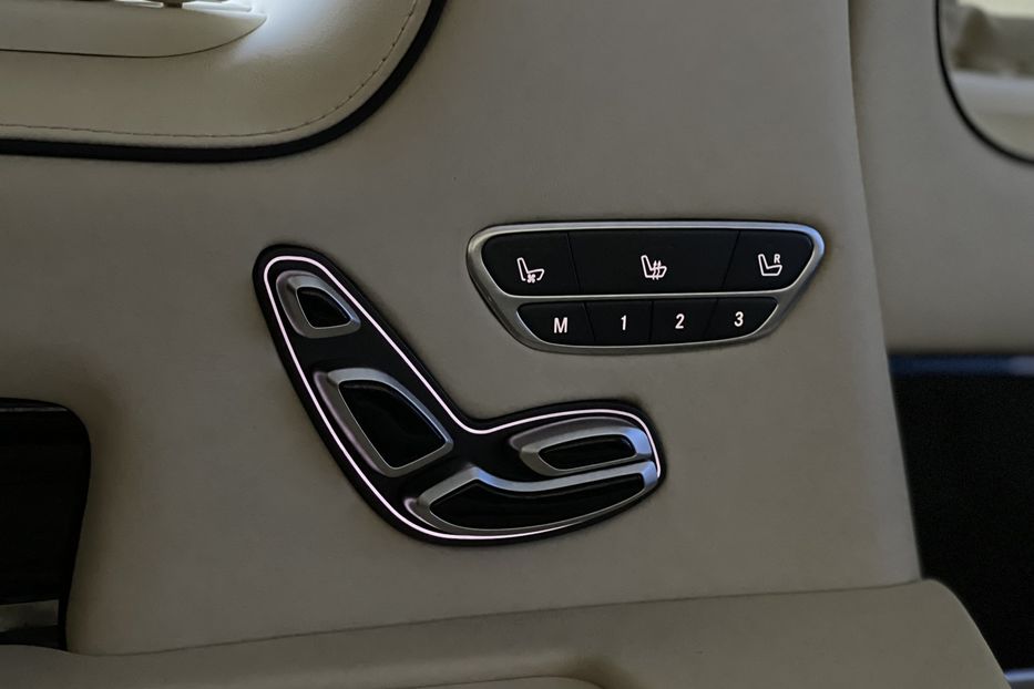 Продам Mercedes-Benz V-Class 250 VIP Edition Extra Long  2016 года в Киеве