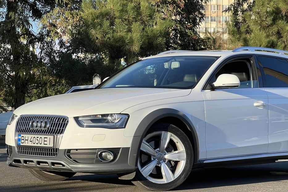 Продам Audi A4 Allroad Quattro  2012 года в Одессе