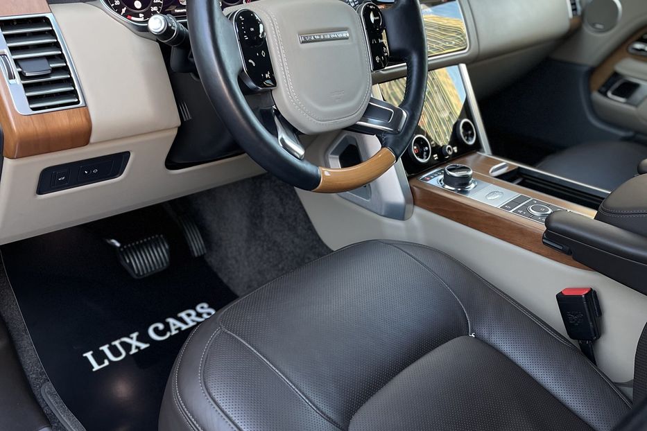 Продам Land Rover Range Rover VOGUE  2018 года в Киеве