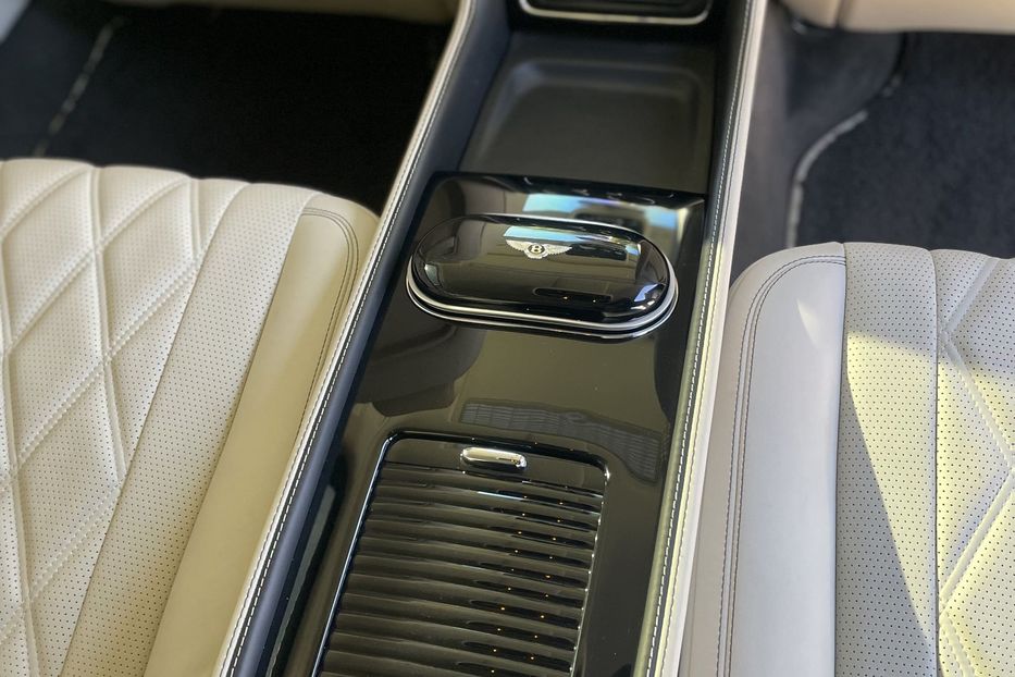 Продам Bentley Flying Spur W12 2013 года в Днепре