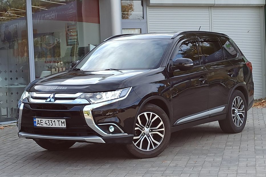 Продам Mitsubishi Outlander SEL 2016 года в Днепре