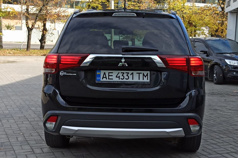 Продам Mitsubishi Outlander SEL 2016 года в Днепре