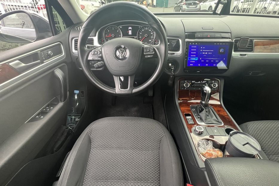 Продам Volkswagen Touareg Official  2014 года в Одессе