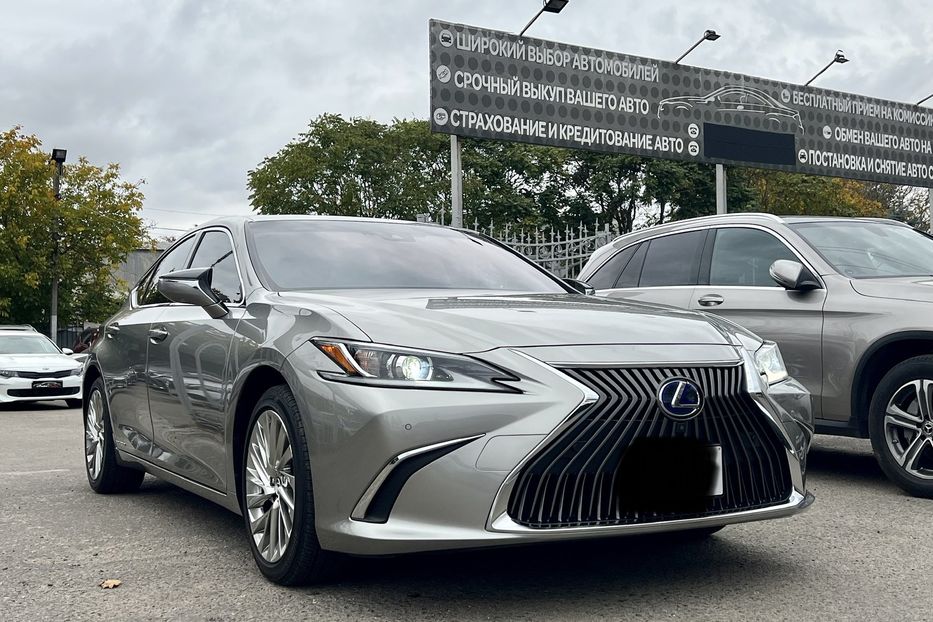 Продам Lexus ES 300 Hybride full 2020 года в Одессе