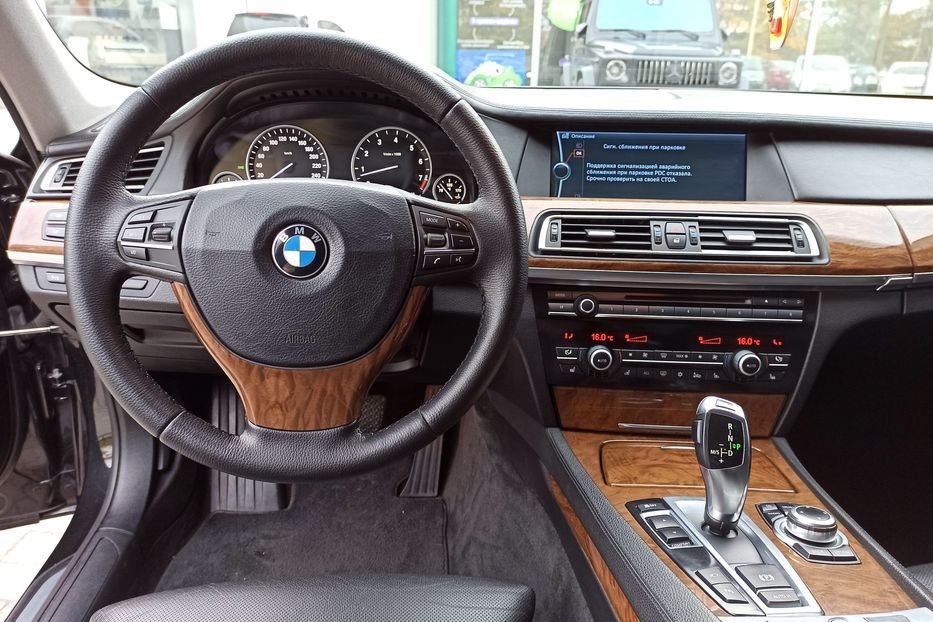 Продам BMW 740 Li Long 2009 года в Днепре