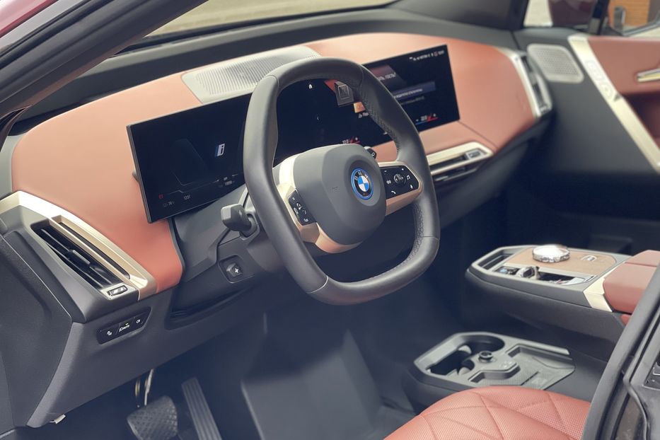 Продам BMW iX XDrive 50 2021 года в Киеве