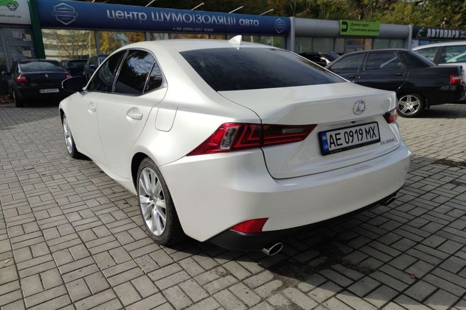 Продам Lexus IS 200 T 2016 года в Днепре