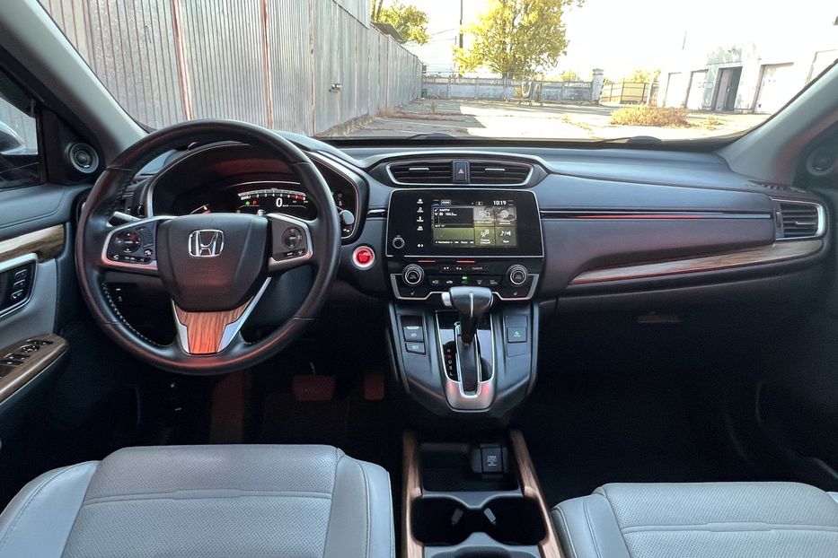 Продам Honda CR-V Maximal 2018 года в Одессе