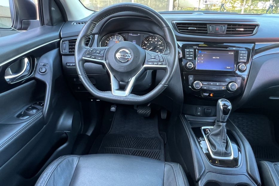 Продам Nissan Rogue Sport SL 2019 года в Одессе