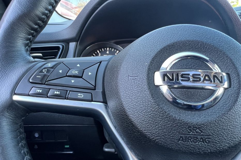 Продам Nissan Rogue Sport SL 2019 года в Одессе