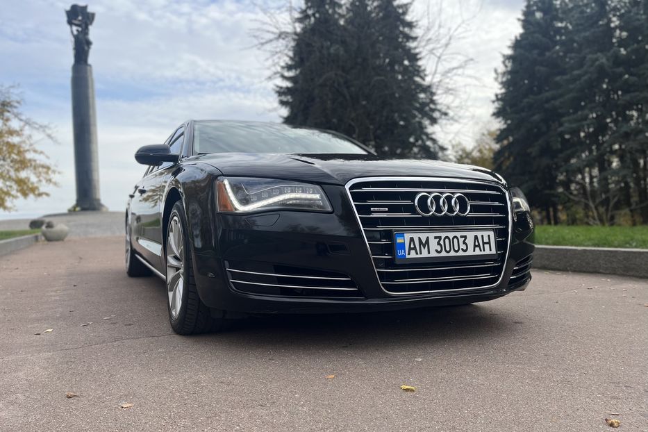 Продам Audi A8 A8L Quattro  2014 года в Житомире