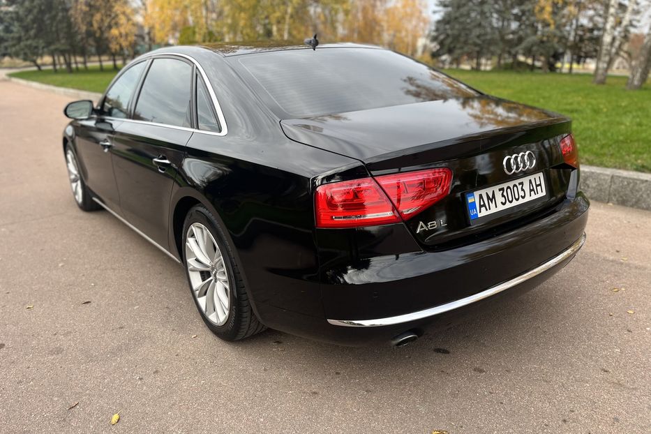 Продам Audi A8 A8L Quattro  2014 года в Житомире