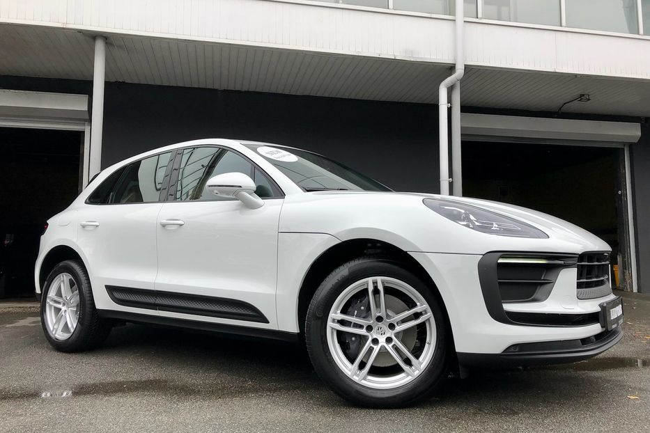 Продам Porsche Macan NEW 2022 года в Киеве