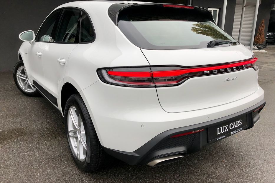 Продам Porsche Macan NEW 2022 года в Киеве