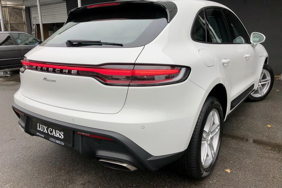 Продам Porsche Macan NEW 2022 года в Киеве