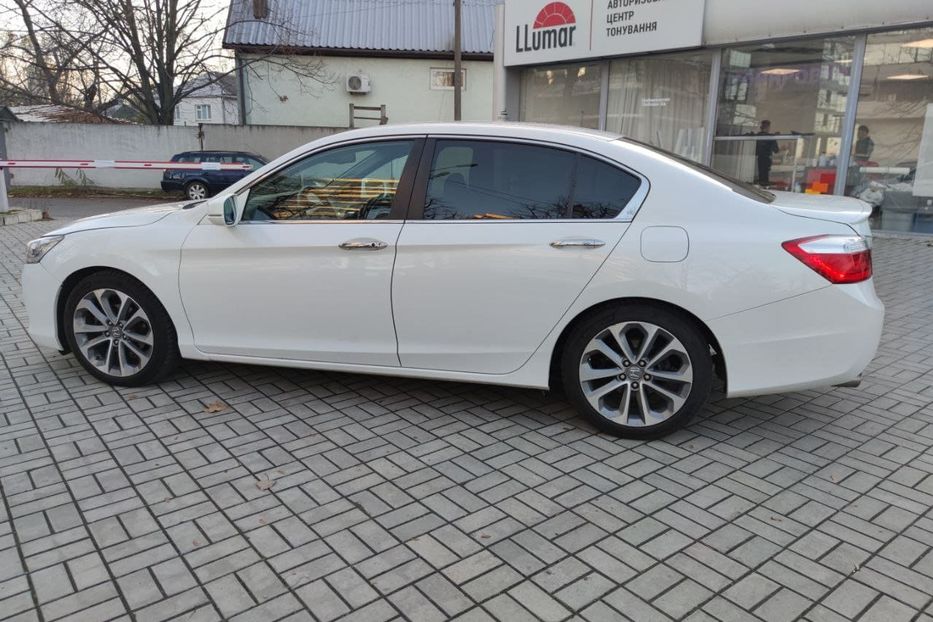 Продам Honda Accord Official  2013 года в Днепре