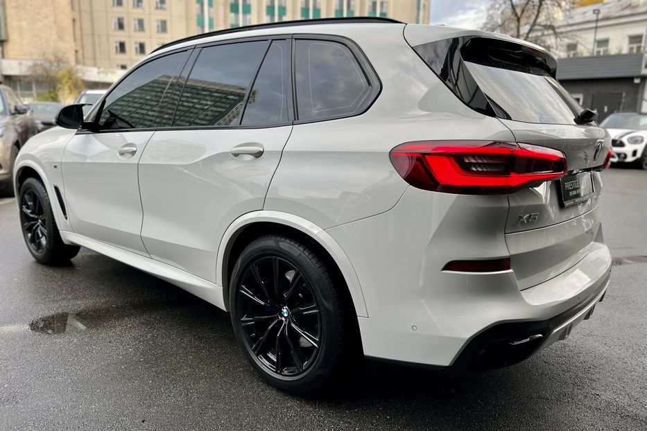 Продам BMW X5 XDRIVE40I 2019 года в Киеве