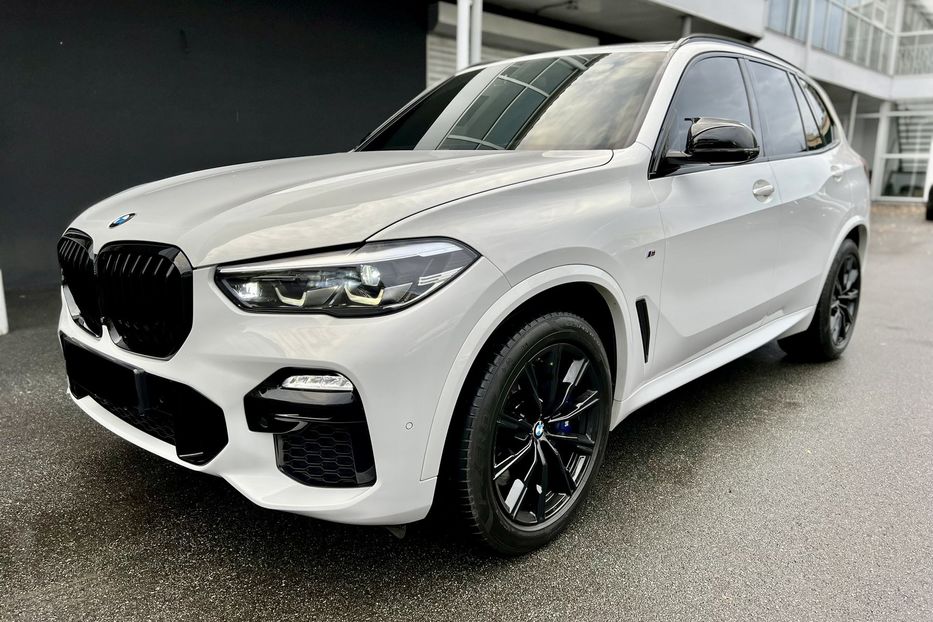 Продам BMW X5 XDRIVE40I 2019 года в Киеве