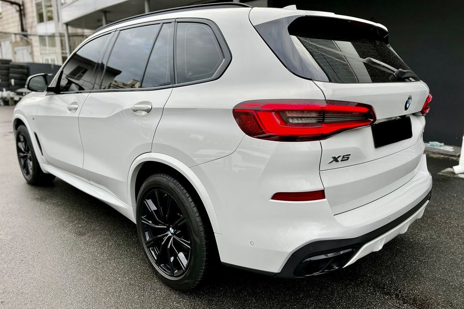 Продам BMW X5 XDRIVE40I 2019 года в Киеве