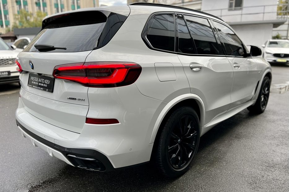 Продам BMW X5 XDRIVE40I 2019 года в Киеве