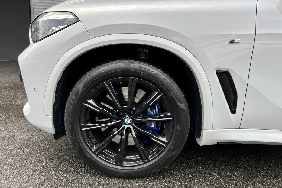 Продам BMW X5 XDRIVE40I 2019 года в Киеве