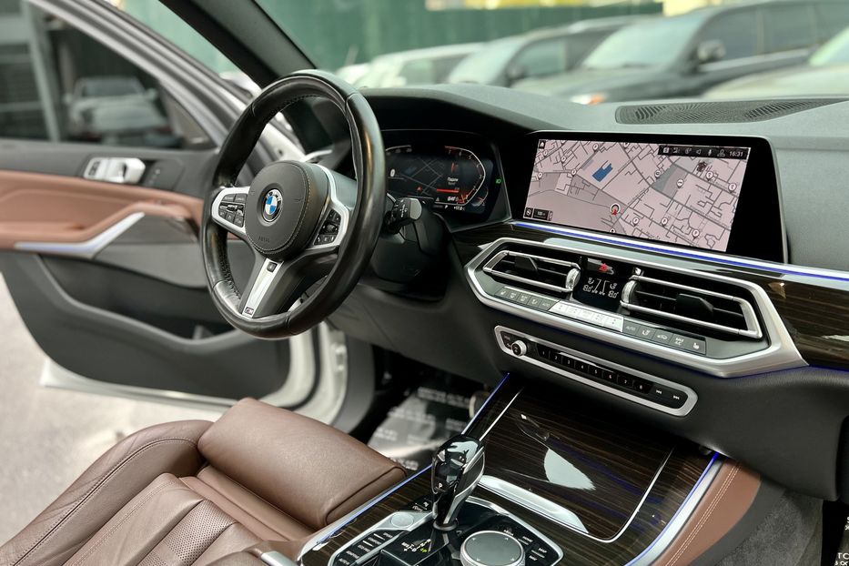 Продам BMW X5 XDRIVE40I 2019 года в Киеве