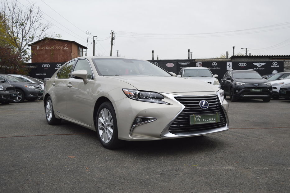 Продам Lexus ES 300 Hybrid 2012 года в Одессе