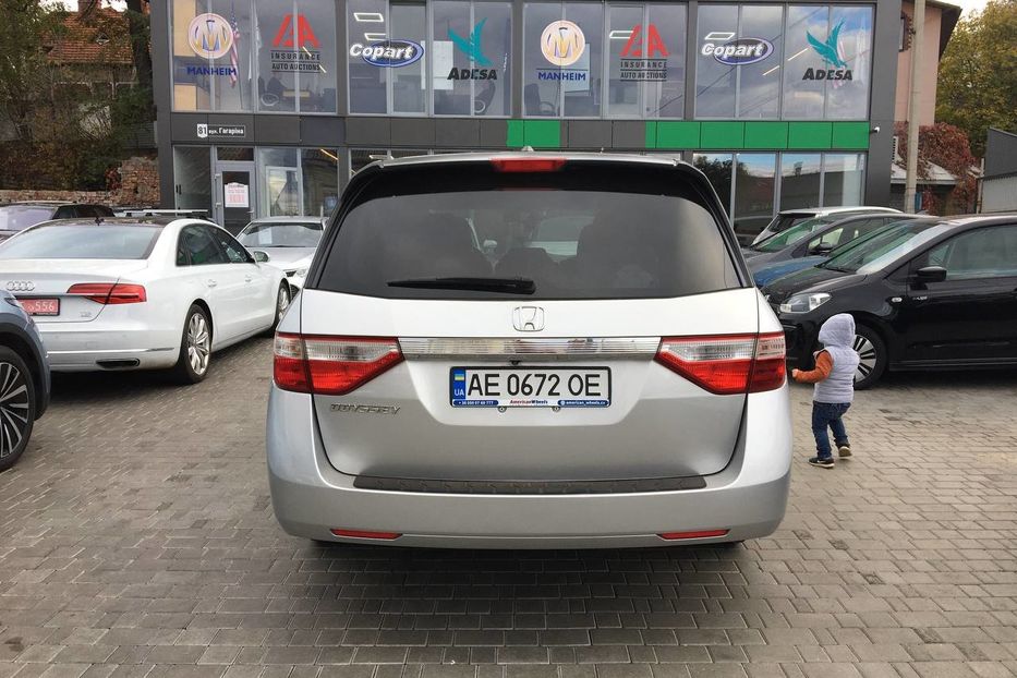 Продам Honda Odyssey EXL 2013 года в Черновцах