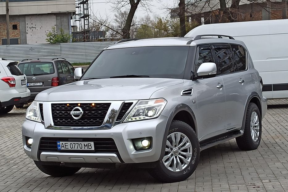 Продам Nissan Armada SV 2016 года в Днепре