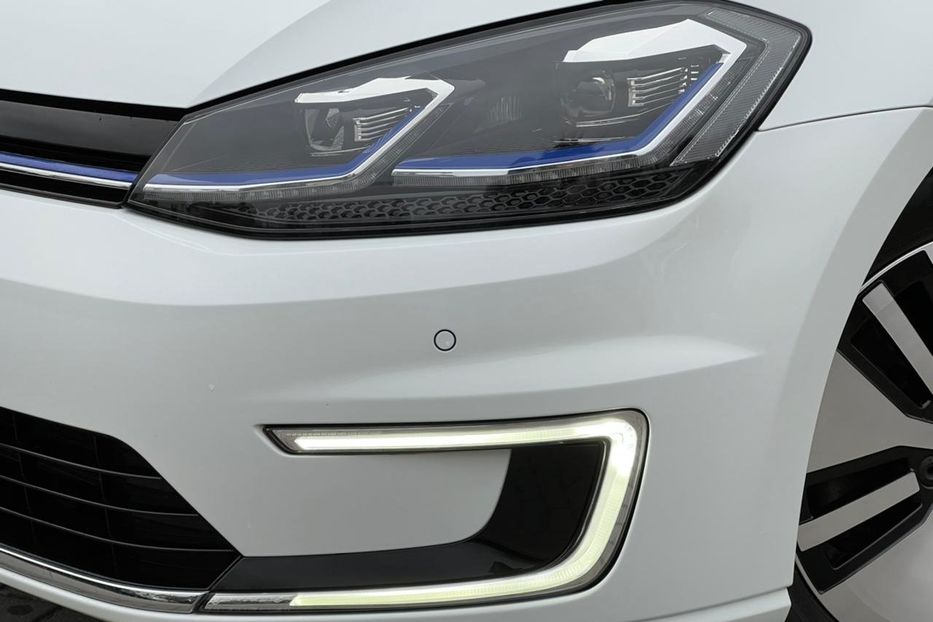 Продам Volkswagen e-Golf АВТО В УКРАЇНІ НЕ МАЛЬОВАНЕ  2018 года в Львове