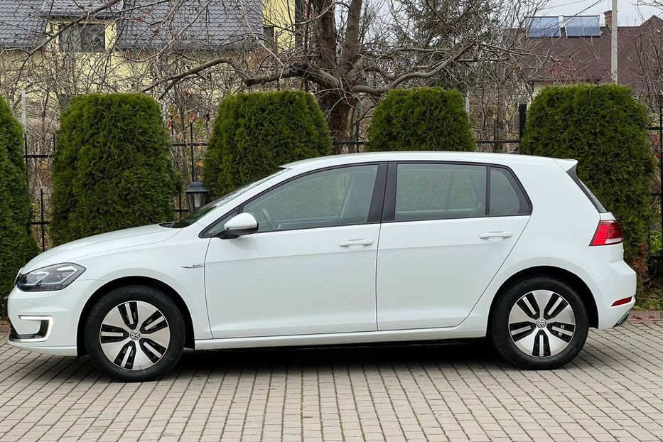Продам Volkswagen e-Golf АВТО В УКРАЇНІ НЕ МАЛЬОВАНЕ  2018 года в Львове