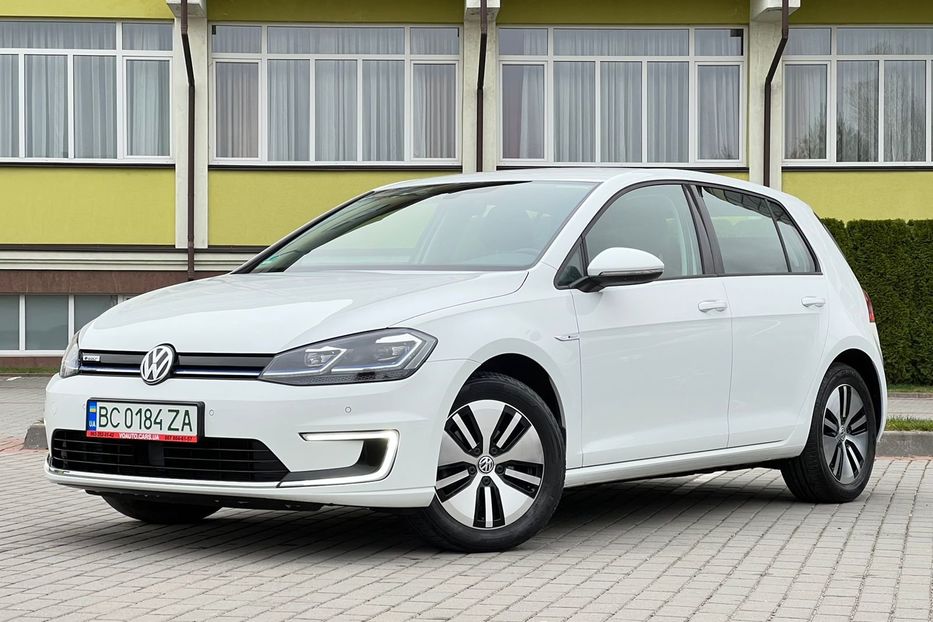 Продам Volkswagen e-Golf АВТО В УКРАЇНІ НЕ МАЛЬОВАНЕ  2018 года в Львове