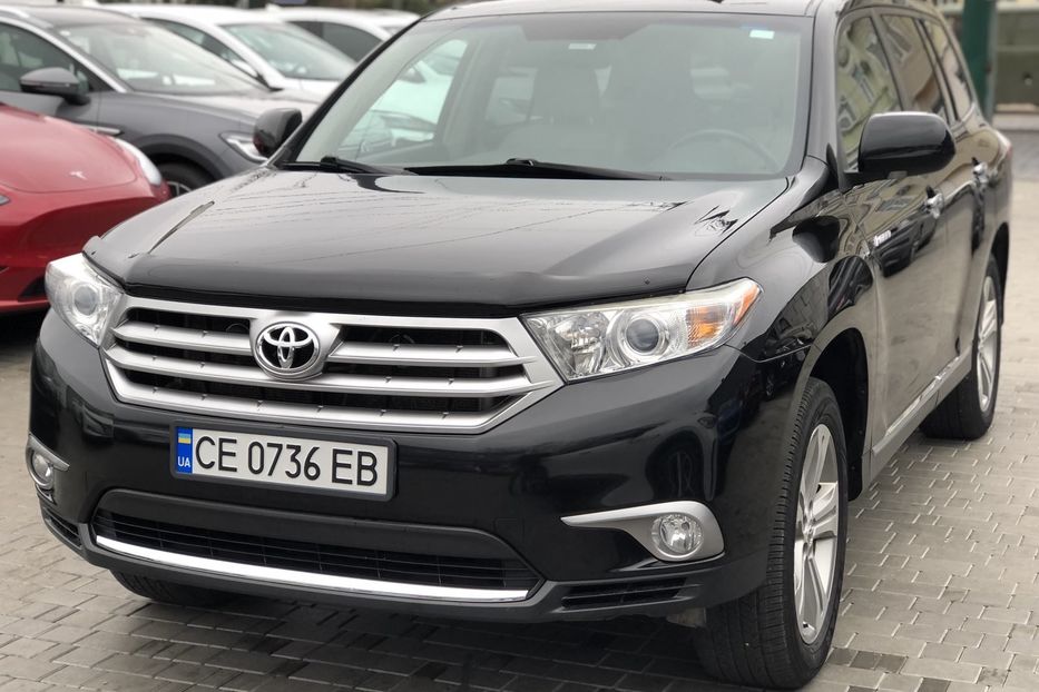 Продам Toyota Highlander Limited 2013 года в Черновцах