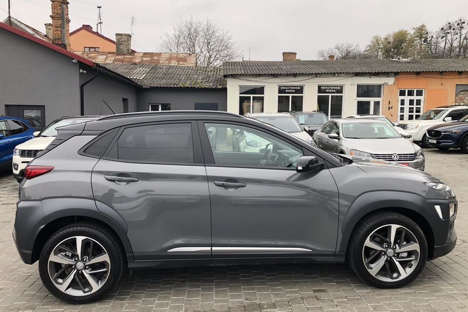 Продам Hyundai Kona Limited AWD 2020 года в Черновцах