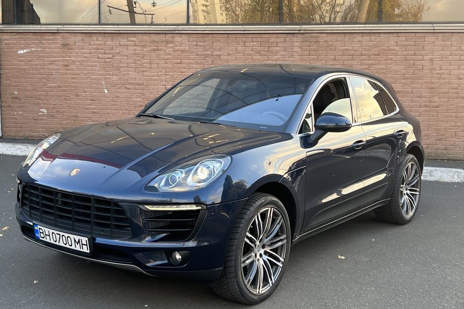 Продам Porsche Macan Sport turbo 2015 года в Одессе