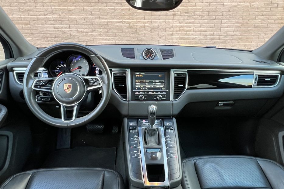 Продам Porsche Macan Sport turbo 2015 года в Одессе