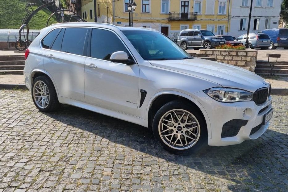 Продам BMW X5 Individual 2014 года в Черновцах